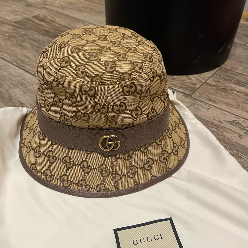 Gucci hat